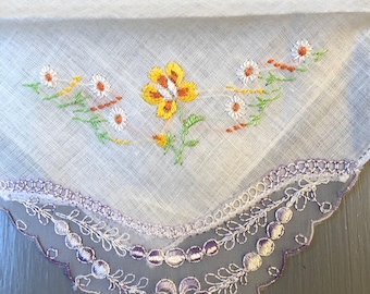 Vintage Linen Handkerchief – Embroidered Floral, Crochet Lace Accent
