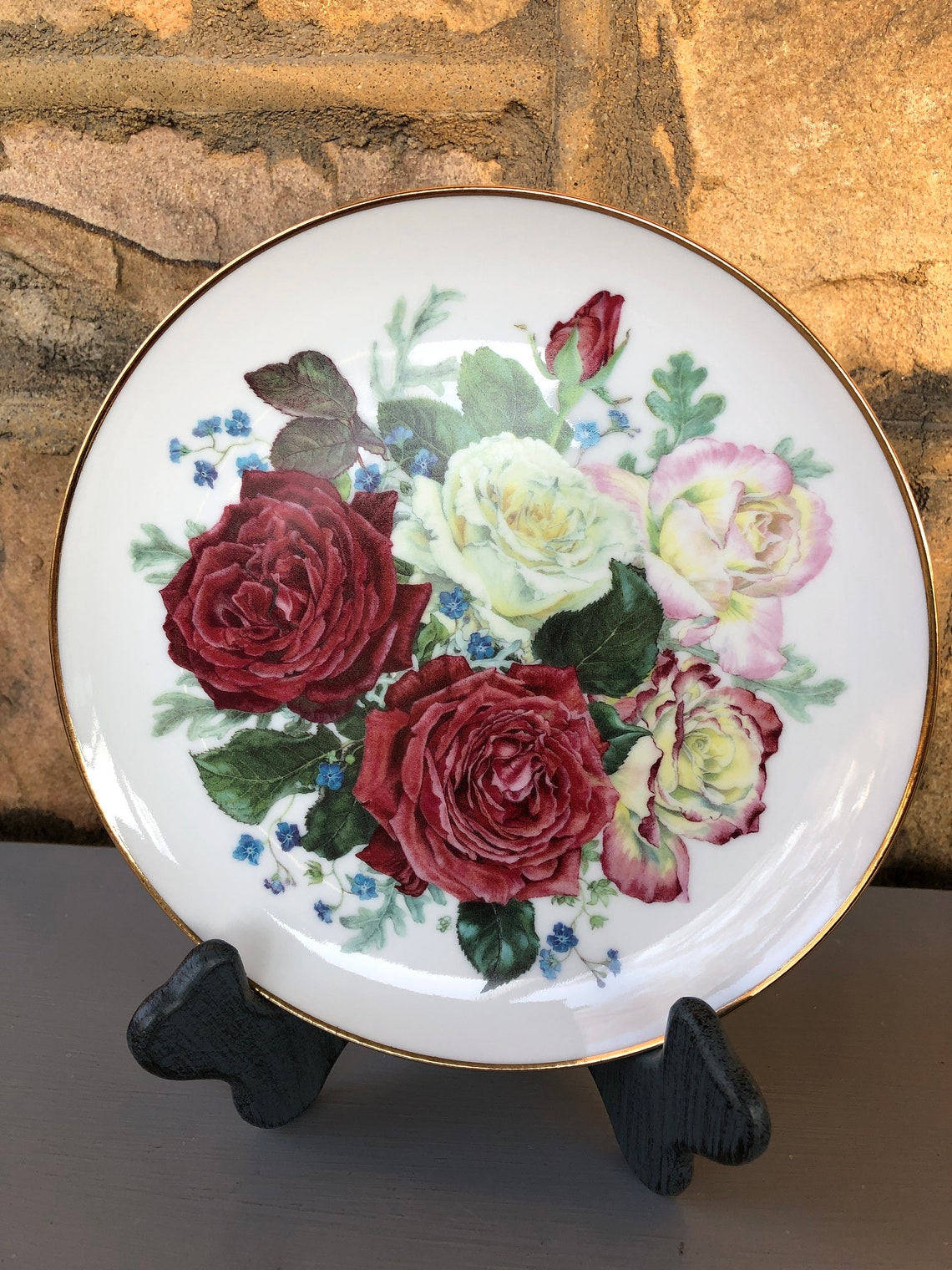 Vintage Porcelain Collectible Plate the Majesty of Roses - Etsy