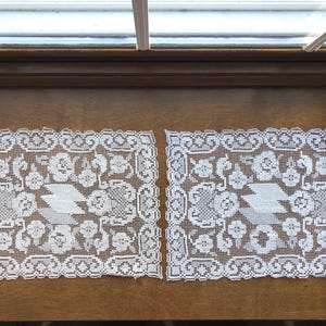 Vintage Handmade Filet Lace Doilies - Rectangular Table Linens, Set of 2