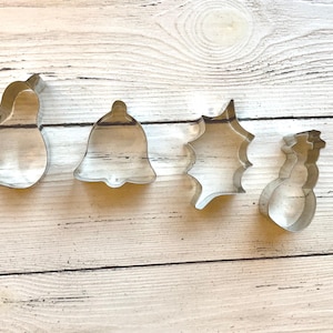Holiday Cookie Cutters - Vintage Aluminum Cookie Cutters - Vintage Baking Utensils - Cookie Cutters - Cookies - Christmas Cookie Cutters