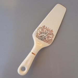 Vintage Cake Server - Gold Trimmed Glass Cake Server - Vintage Utensil - Fancy Cake Server - Dessert Bar Utensil - Serving Utensil -  China