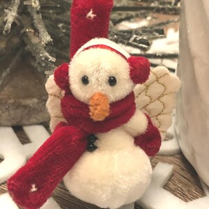 Vintage Fabric Snowman Angel Pin – Gold Thread Wings, Red Earmuffs