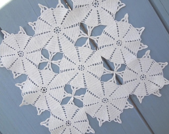 Vintage Hand-Crocheted Doily Set – Ecru Cottage Linens