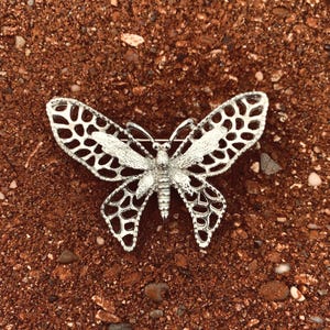 Sarah Coventry Butterfly Pin - Vintage Pin - Silver Tone Butterfly Pin - Vintage Brooch - Sarah Coventry - Costume Jewelry - Novelty Pin