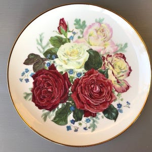 The Majesty of Roses Plate - Roseanne Sanders Plate - Franklin Mint Fragrant Glory Plate -Vintage Porcelain Collectible Plate -JA2826 -Roses