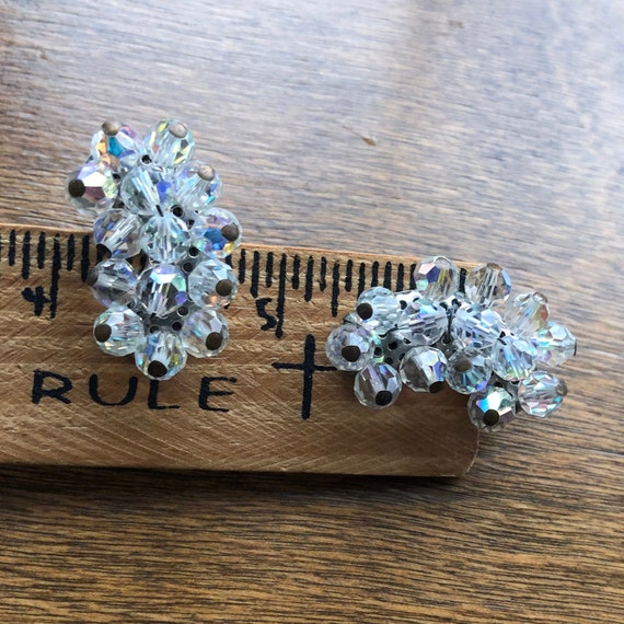 Mid-Century Crystal Clip Earrings - Vintage Cryst… - image 8