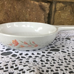 Vintage Corning Ware Skillet – Peach Blossom, Waffle Bottom, 7 Inch