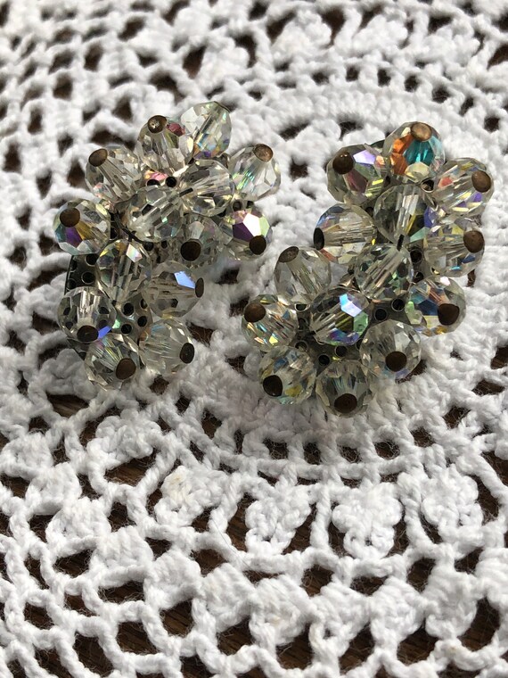 Mid-Century Crystal Clip Earrings - Vintage Cryst… - image 10