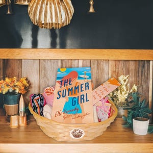 Book Lover's basket, Book and chocolate, Bouquet for her