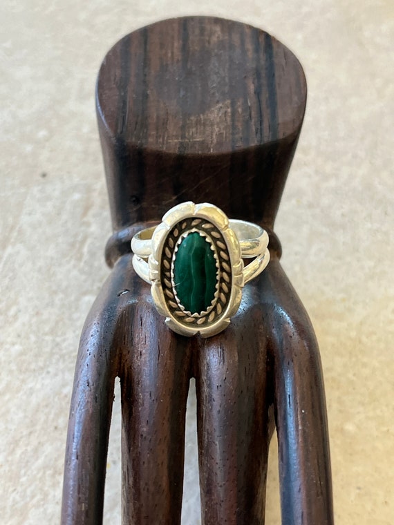 Navajo Sterling Silver Malachite Ring Size 8