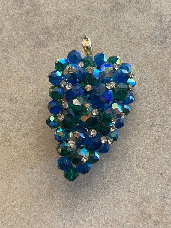 Mid-Century Blue Iridescent Beaded Grape Brooch