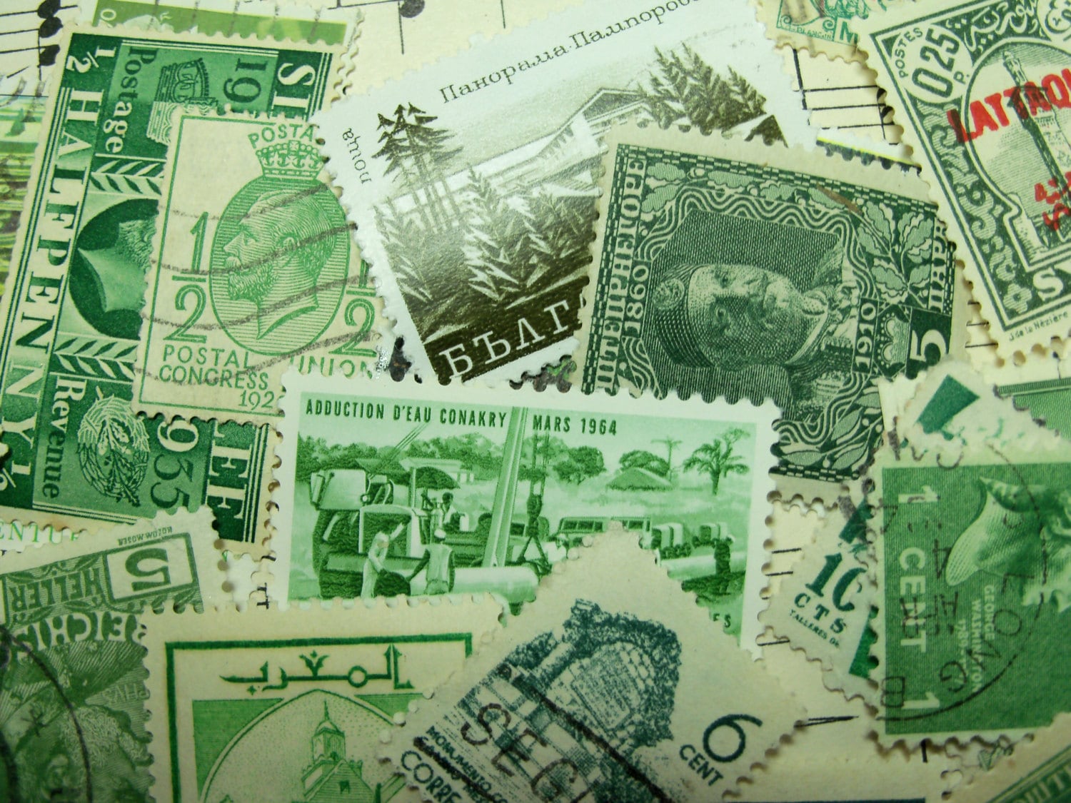 40 Green Postage Stamps Vintage Stamps Postage Stamps World Etsy