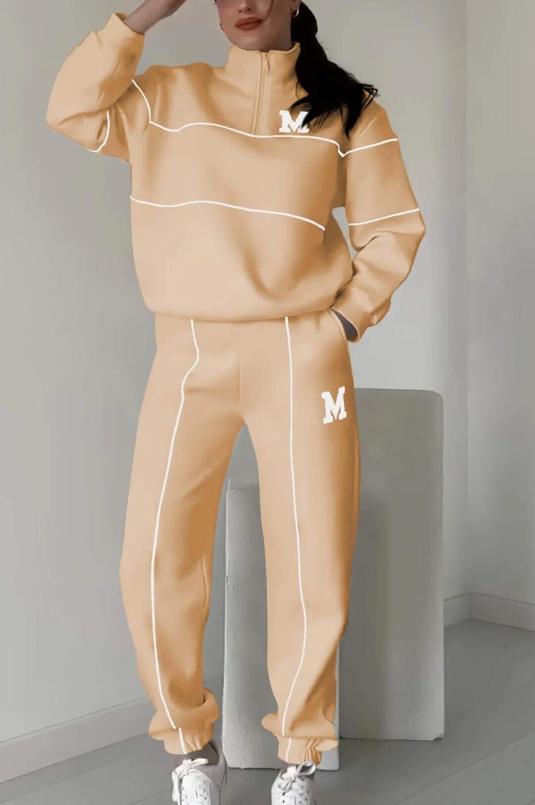 Cozy Tracksuit With Imprinted Bows