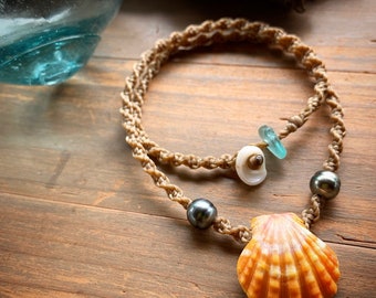 Hawaiian sunrise shell necklace with Tahitian pearls and locking seaglass clasp