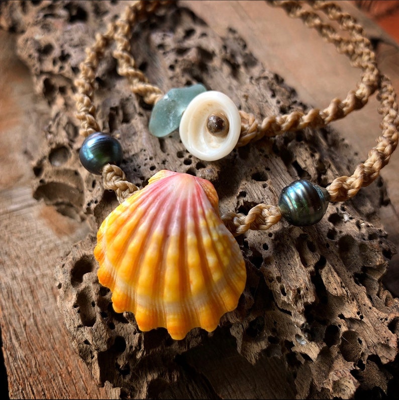 Hawaiian sunrise shell with Tahitian pearls necklace with locking seaglass clasp