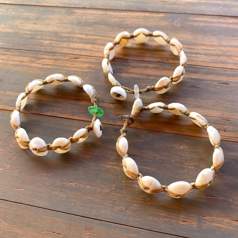 Comfortable flat laced puka shell bracelet with seaglass locking clasp image 4