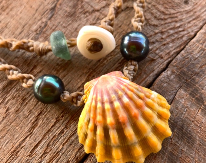 Hawaiian Sunrise Shell Necklace With Tahitian Pearls Etsy