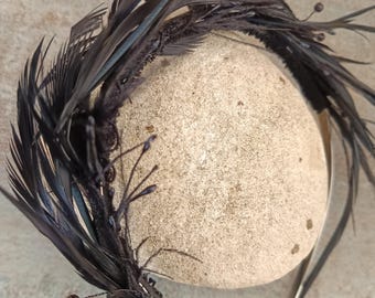 Black Feather Headband Black Feather Head Piece Black Feather Fascinator for Weddings Guest Races Tea Party Ruffle Feather Ostrich Hairband