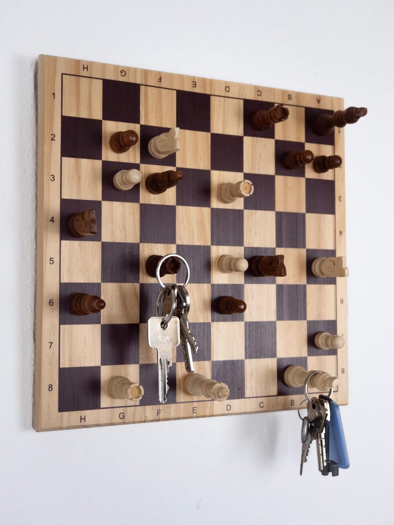 Wooden key holder, key holder, key board, chessboard gift, chessboard, wall decoration, wooden key board, wall decoration, DIY wood image 4
