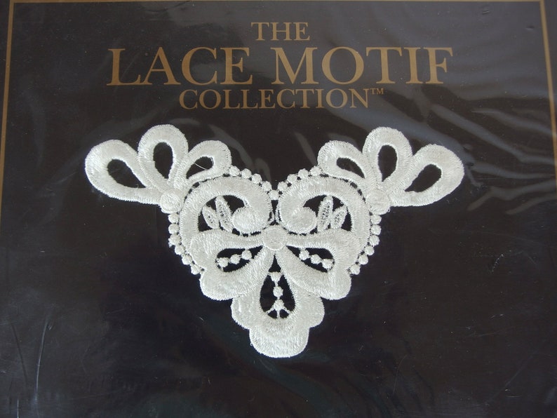 Vintage White Venice Lace Applique Heart Destash Venise Trim