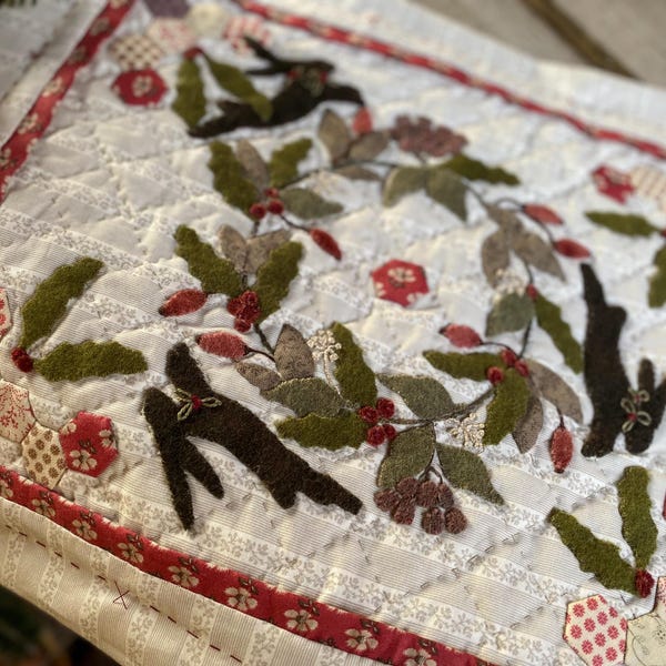 The Holly, The Ivy and The Hare Quilt Paper Pattern
