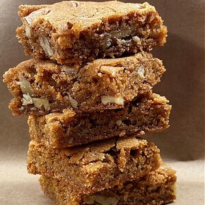 BEST Chewy Pecan Bars