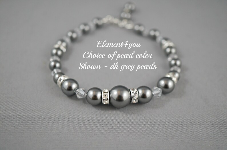 Pearl bracelet Bridesmaid gift Wedding bracelet Swarovski