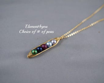 Peas in a Pod Necklace | Swarovski Pearl, Gold Wire-Wrapped Chain