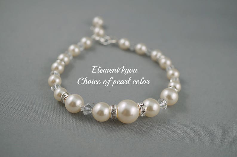 Pearl bracelet Bridesmaid gift Wedding bracelet Swarovski