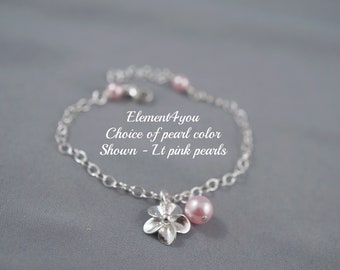 Flower charm bracelet sterling silver delicate jewelry bridesmaid gifts girl wedding bridal party gift Custom pearl color handmade piece