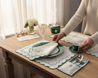 Love Birds Gesticktes Tischwäsche-Set - 18-teiliges Speiseservice für 6