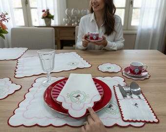 Love Birds Gesticktes Tischwäsche-Set - 18-teiliges Speiseservice für 6