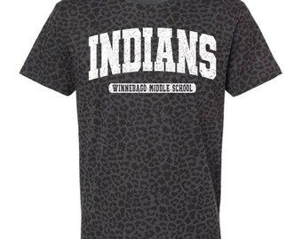 Camiseta con mascota de leopardo