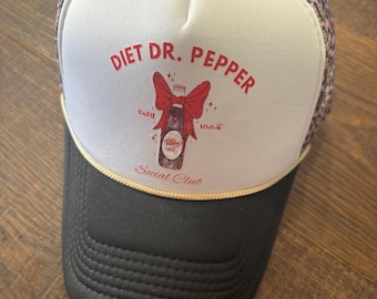 Gorra de camionero Diet Dr. Pepper Social Club