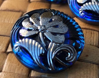 18mm Czech Glass Pincushion Flower Button, medium sky blue and sapphire blue with silver accents