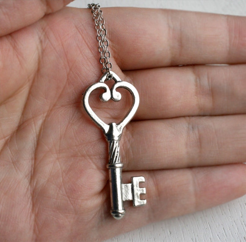 Key Necklace on Chain many different keys to choose afbeelding 2