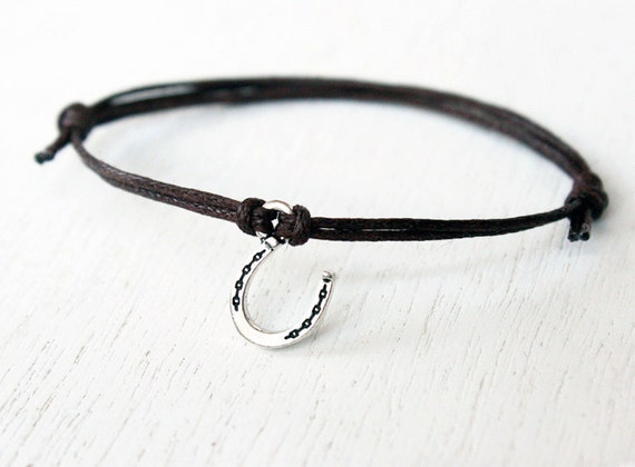 Horseshoe anklet sale