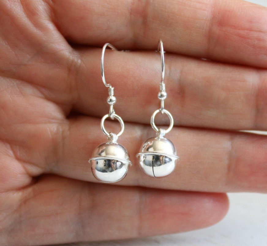 ☆【MONDAY EDITION】☆Silver 925 Kettle Bell Earring.s☆ il_fullxfull.4345281023_3mvz.jpg