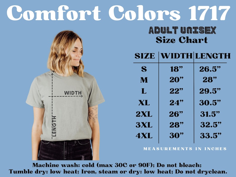 Pode incluir: Uma mulher vestindo uma camiseta verde s&aacute;lvia com uma tabela de tamanhos para camisetas unissex adultas. A tabela lista os tamanhos S a 4XL com medidas de largura e comprimento em polegadas. O texto "Comfort Colors 1717" est&aacute; no topo.