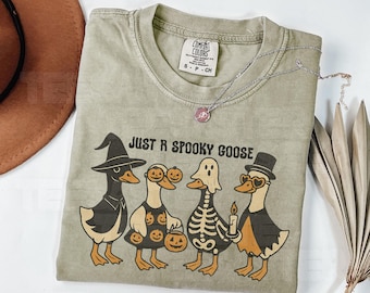 Comfort Colors® Halloween Goose Shirt Just a Spooky Goose Cute Vintage Retro Spooky Season Tees Halloween Costume Silly Goose Pumpkin Gifts