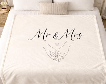 Mr and Mrs Blanket, Personalized Wedding Gift, Couple Blanket, Wedding Keepsake, Anniversary Gift, Custom Name Throw