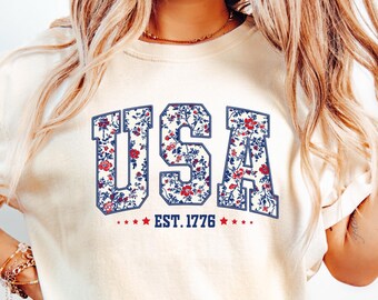 USA Floral Flowers T-Shirt, Floral American Flag Shirt, Independence Day Gift Shirt, 4th of July Shirt, Patriotic Shirt, Big USA Floral Tee