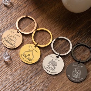 Personalized New Home Keyring with Name, First Home Keychain Gift, Custom Housewarming Present for Him Her, Couples Moving Home Gift