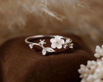 Sterling Silver Sakura Flower Ring, Adjustable Cherry Blossom Jewelry, Delicate Floral Promise Ring, Nature Lover Birthday Gift for Her