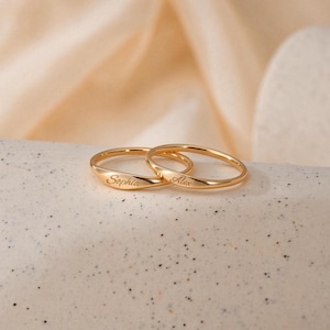 Personlig namnring, 14K guld anpassad namnring, minimalistiska namnsmycken, läcker namnring, brudtärnepresent, present till henne