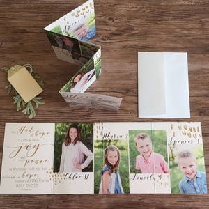 Goud & wit gevouwen kerstkaarten accordeon stijl · 8 panelen op maat ontwerp rond uw Foto's · Christelijke kerstkaarten