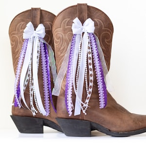 Louisiana College GameDay Bootschleifen | Weiß und Lila College GameDay Bootschleifen | Bootschleifen