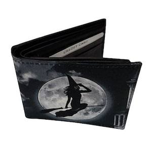 Cartera unisex plegable hecha a mano en EE. UU. con tela de algodón con patrón "WITCHES Flying Haunted House", rara, nueva
