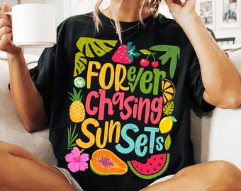 Für immer jagen Sonnenuntergänge Png, Boho Foral Png, Retro Sommer Png, Sommer Sublimationsentwürfe, Strand Tshirt Png, Sonnenuntergänge Png, Sommer 2025 png