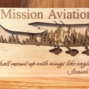 Regalo cristiano para piloto aviador: Letrero de tilo de tres capas con Isaías 40:31: un regalo significativo para los entusiastas de la aviación.